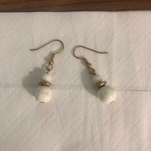 Elegant Gold and Cream Dangle Earrings